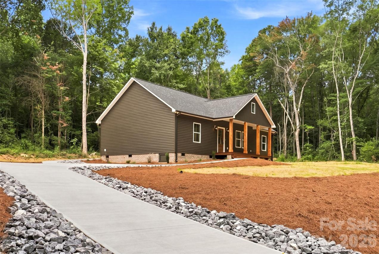 3361 Tolley St., Claremont, NC 28610