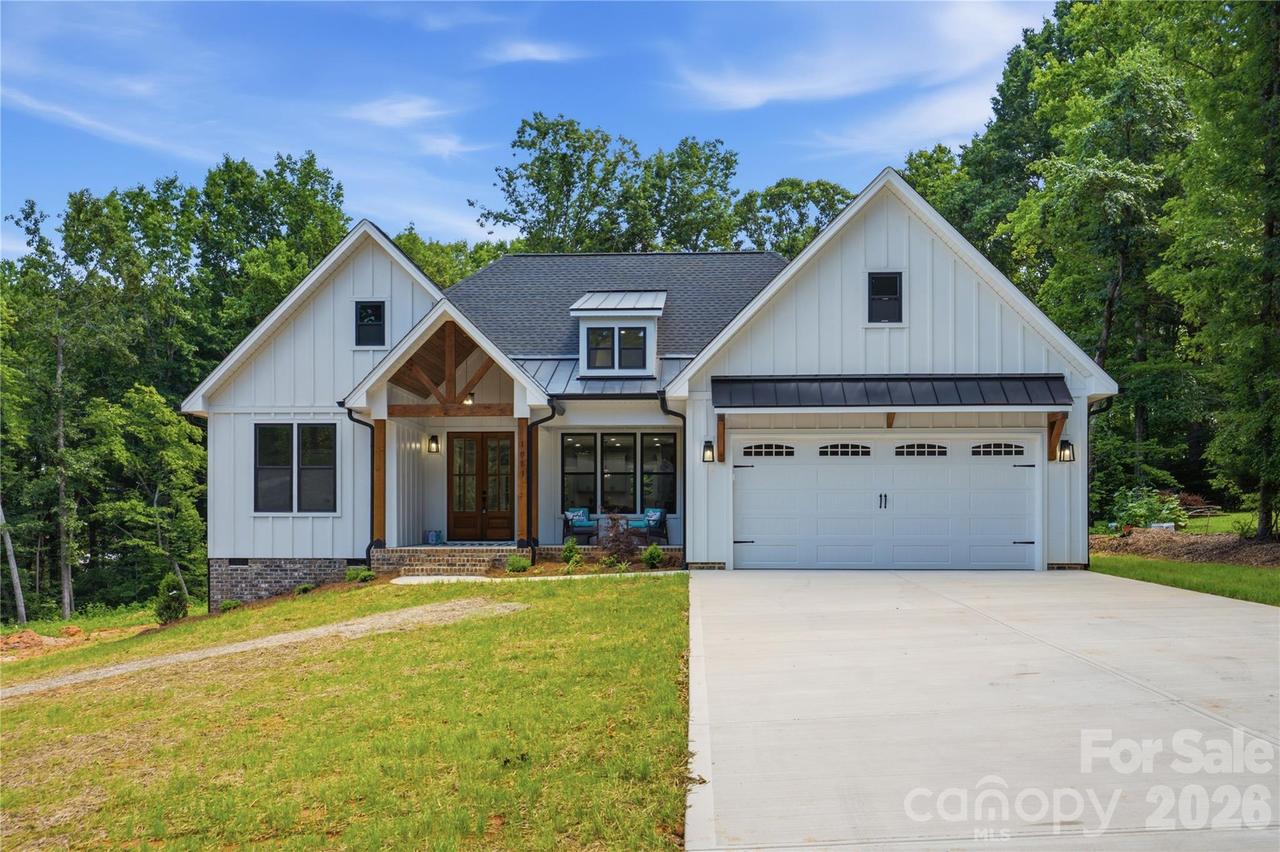 1851 Oleander Dr., Conover, NC 28613