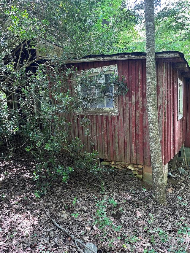 1031 Hidden Cabin Rd., Walnut Cove, NC 27052