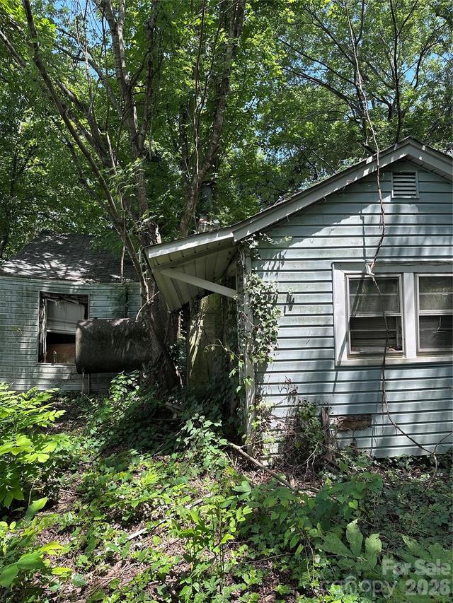 499 Leonard Rd., Lexington, NC 27295