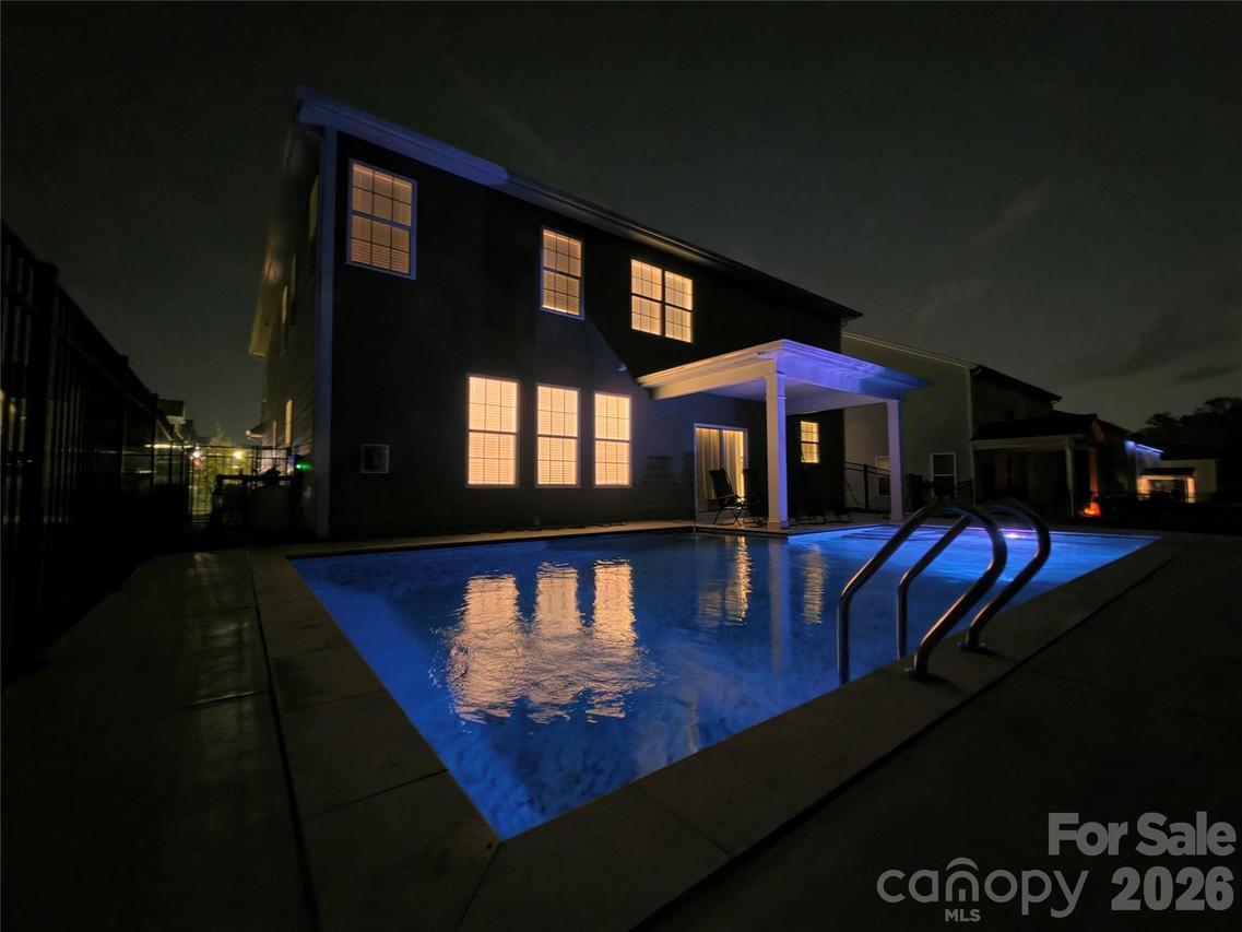 7027 Sylvan Retreat Dr., Denver, NC 28037