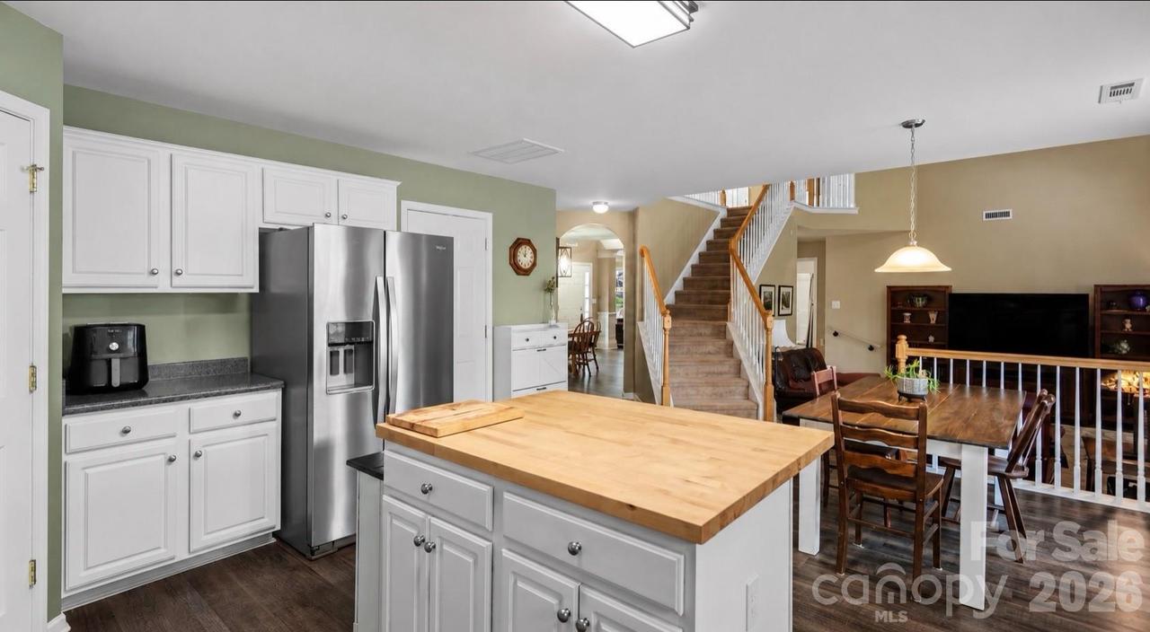 208 Elrosa Rd., Mooresville, NC 28115