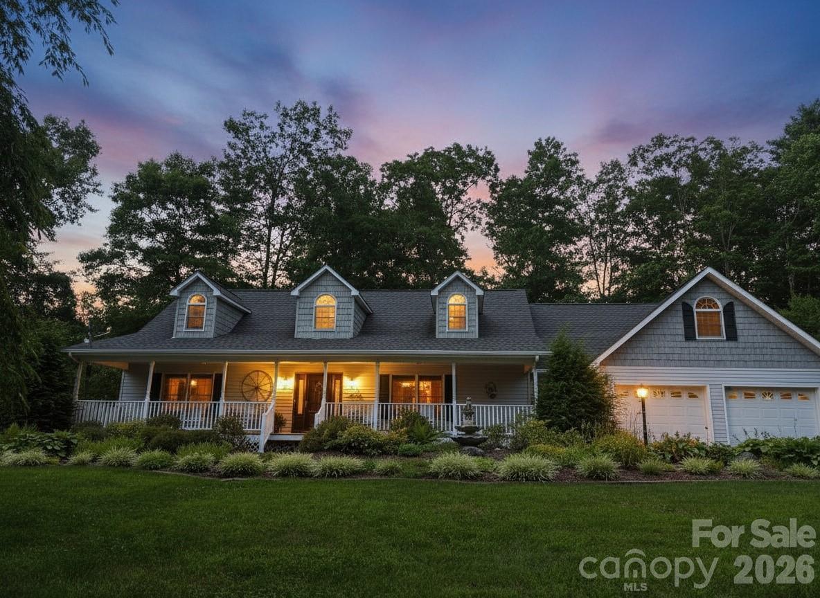225 White Oak Rd., Burnsville, NC 28714