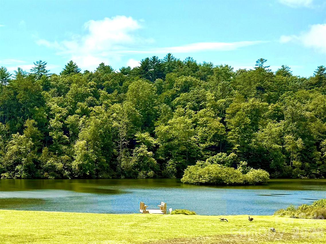 67 Autumn Glen Ct., Brevard, NC 28712