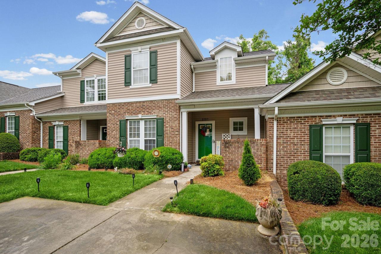 5757 Fox Ridge Ln., Winston Salem, NC 27104