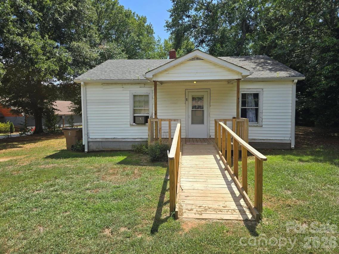 106 Lily St., Shelby, NC 28152