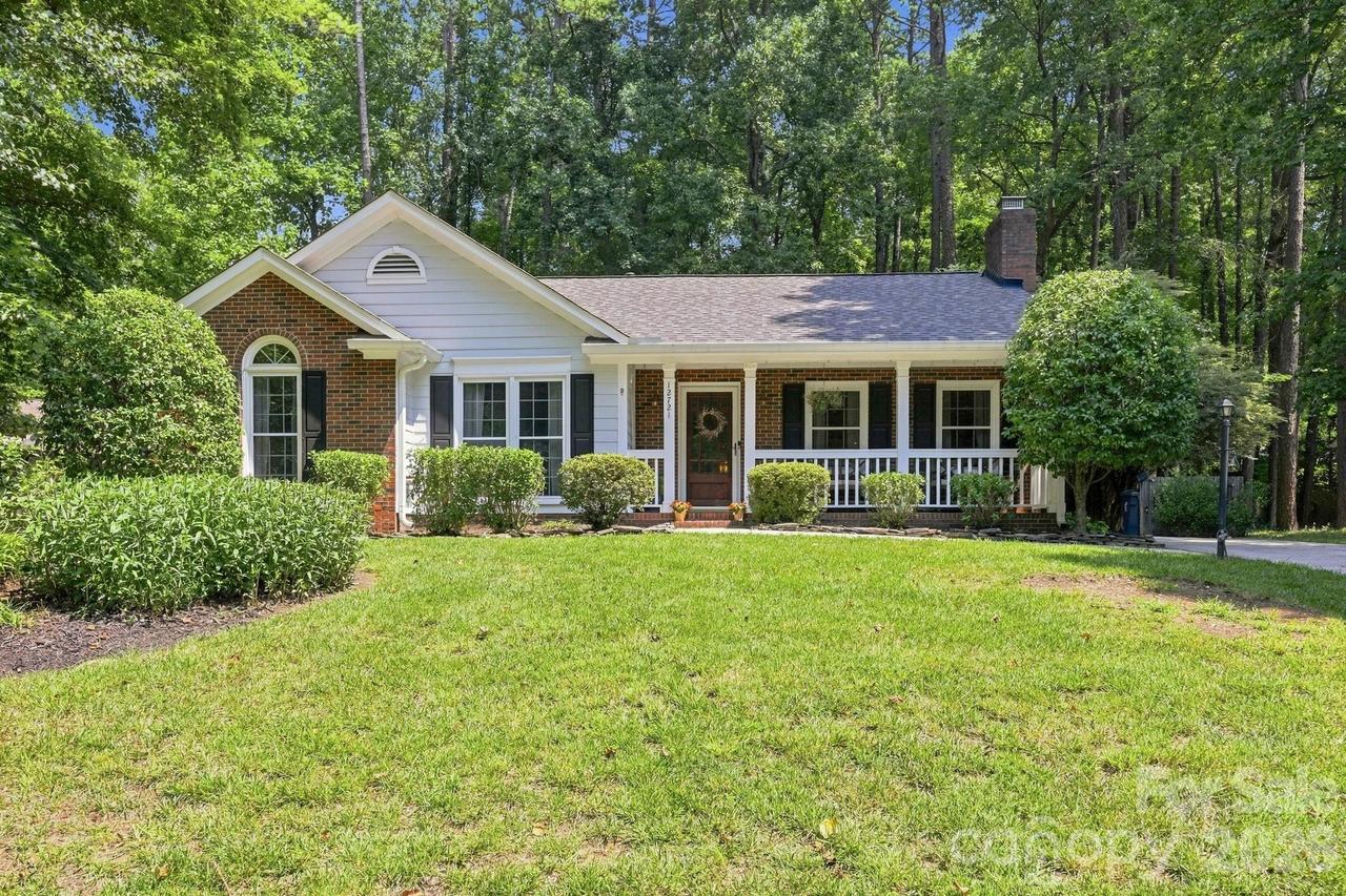 12721 Newstead Rd., Huntersville, NC 28078