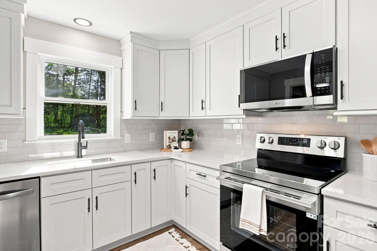 3533 Amity Hill Rd., Statesville, NC 28677
