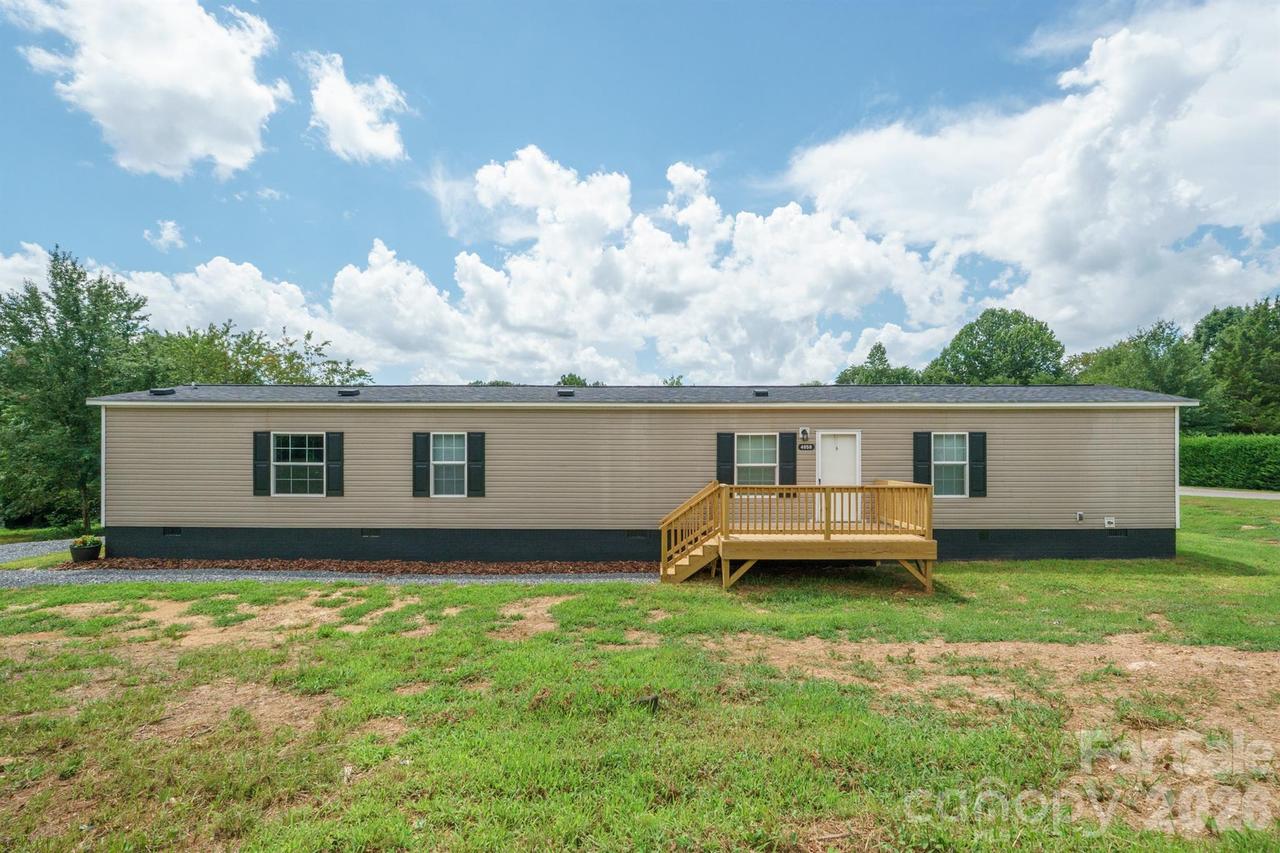 4059 Beach Rd., Hudson, NC 28638