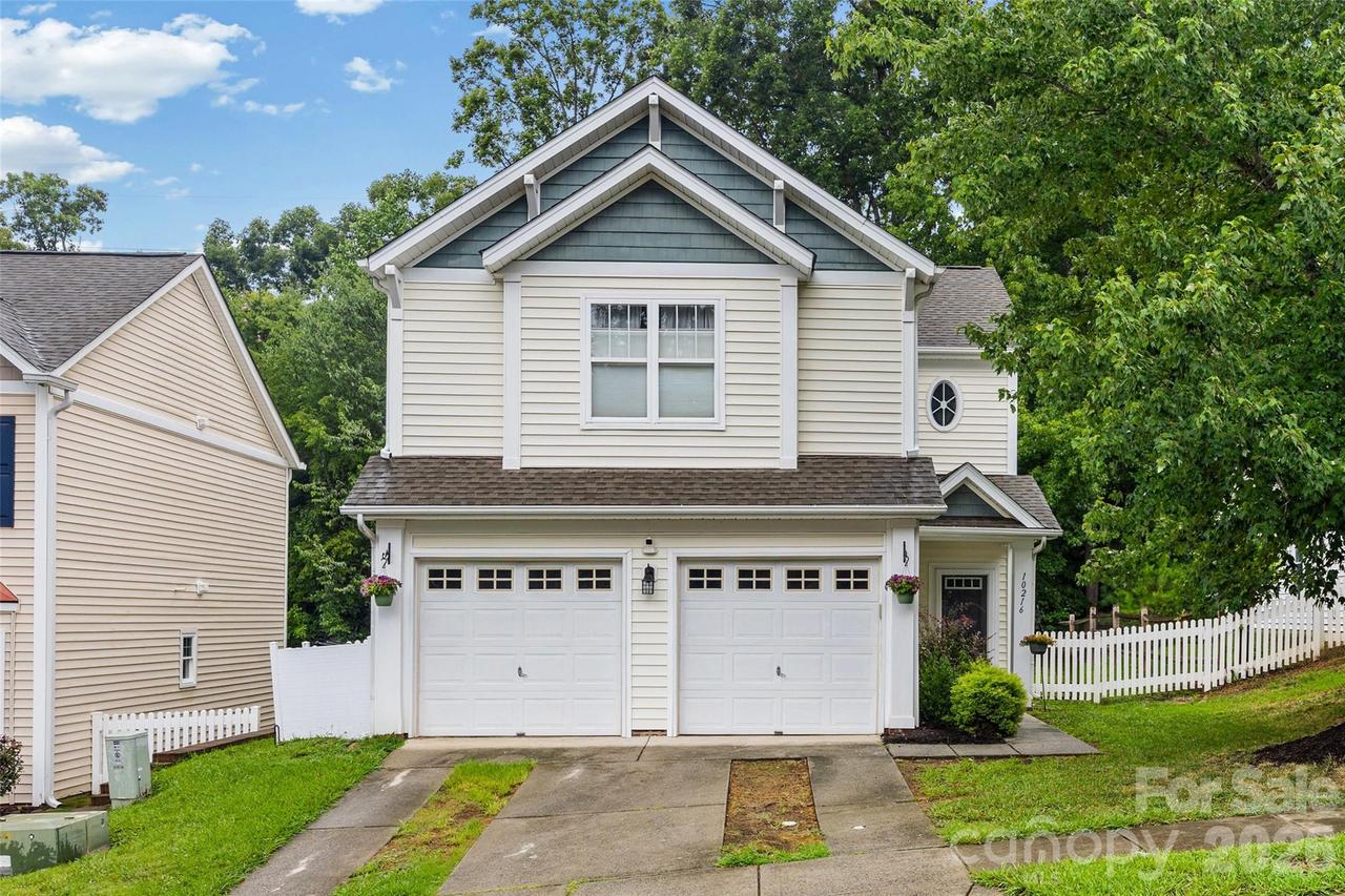 10216 Old Carolina Dr., Charlotte, NC 28214