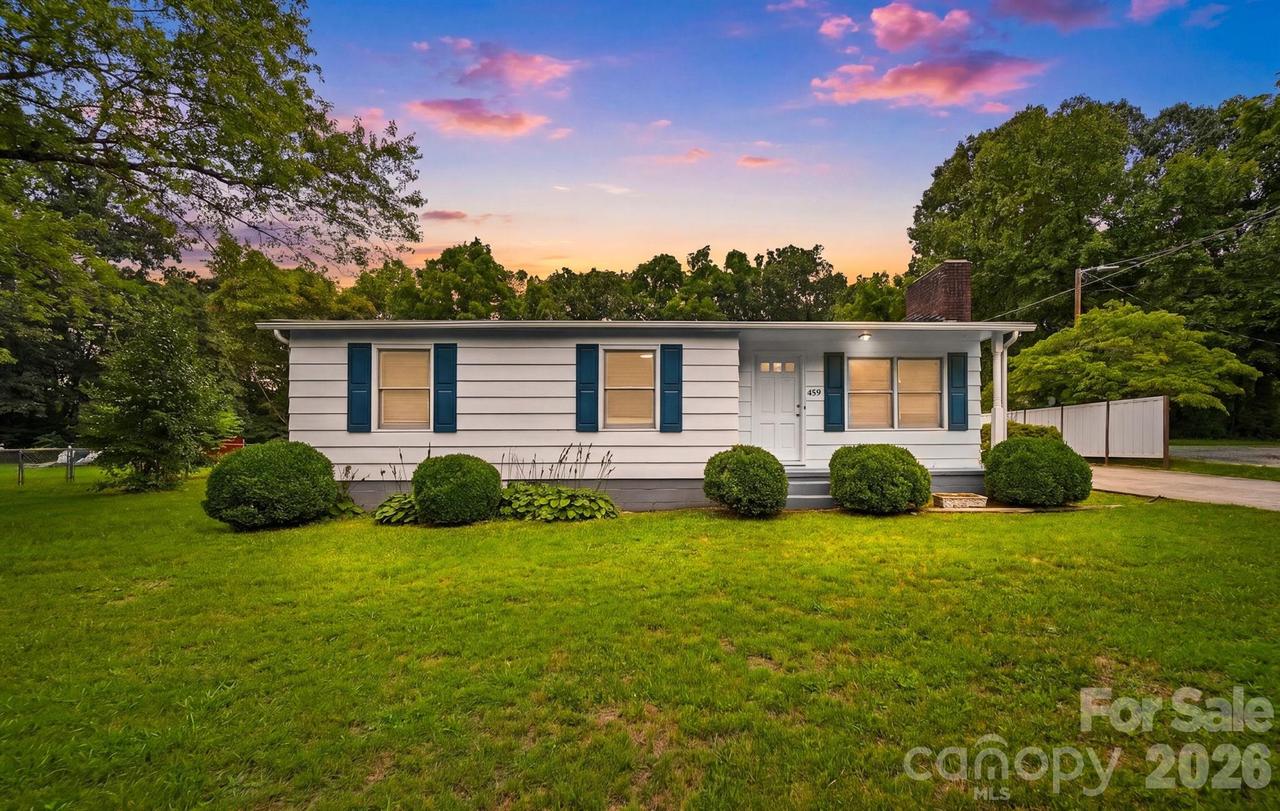 459 Swanson Dr., Lenoir, NC 28645