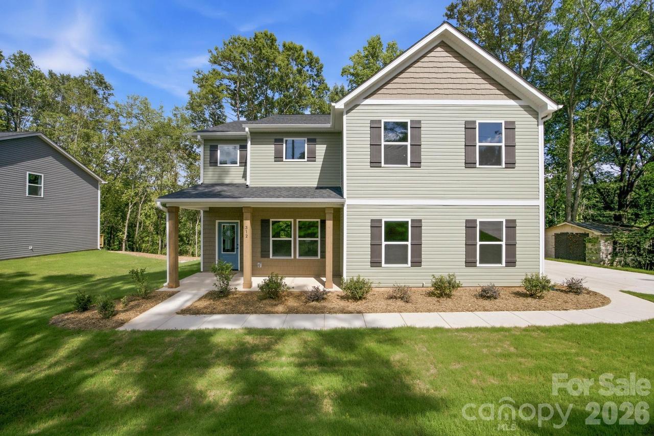 312 North St., Dallas, NC 28034