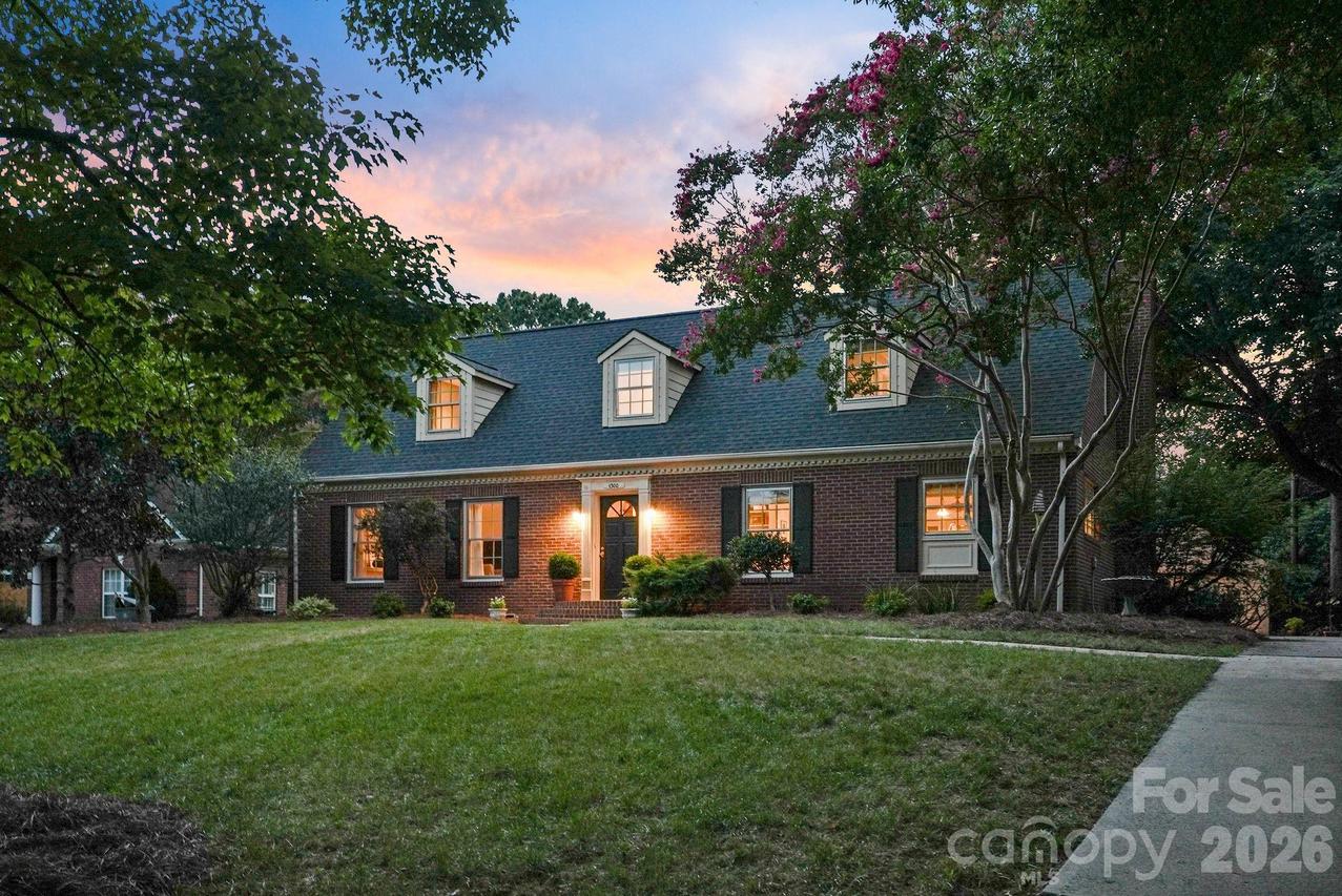 1300 Brockton Ln., Charlotte, NC 28226