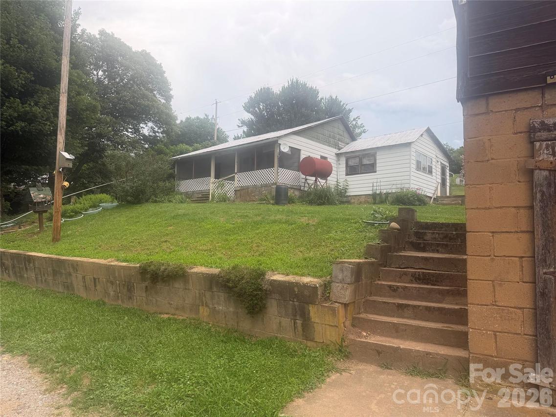1920 Thickety Rd., Clyde, NC 28721