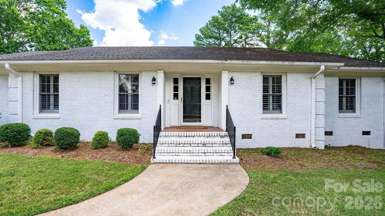 2222 Kings Dr., Gastonia, NC 28056