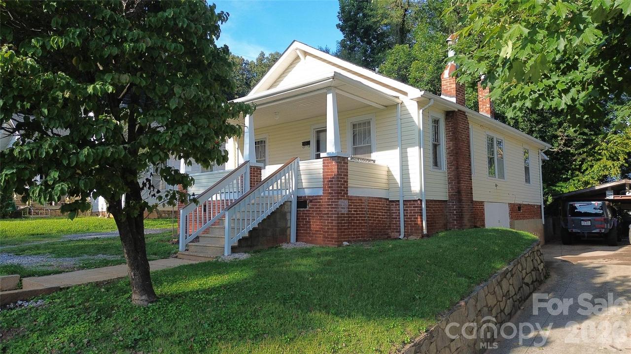 44 Ellis St., Marion, NC 28752