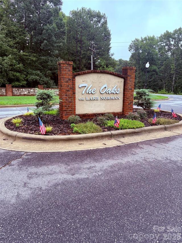 123 Wharf Ln., Statesville, NC 28677