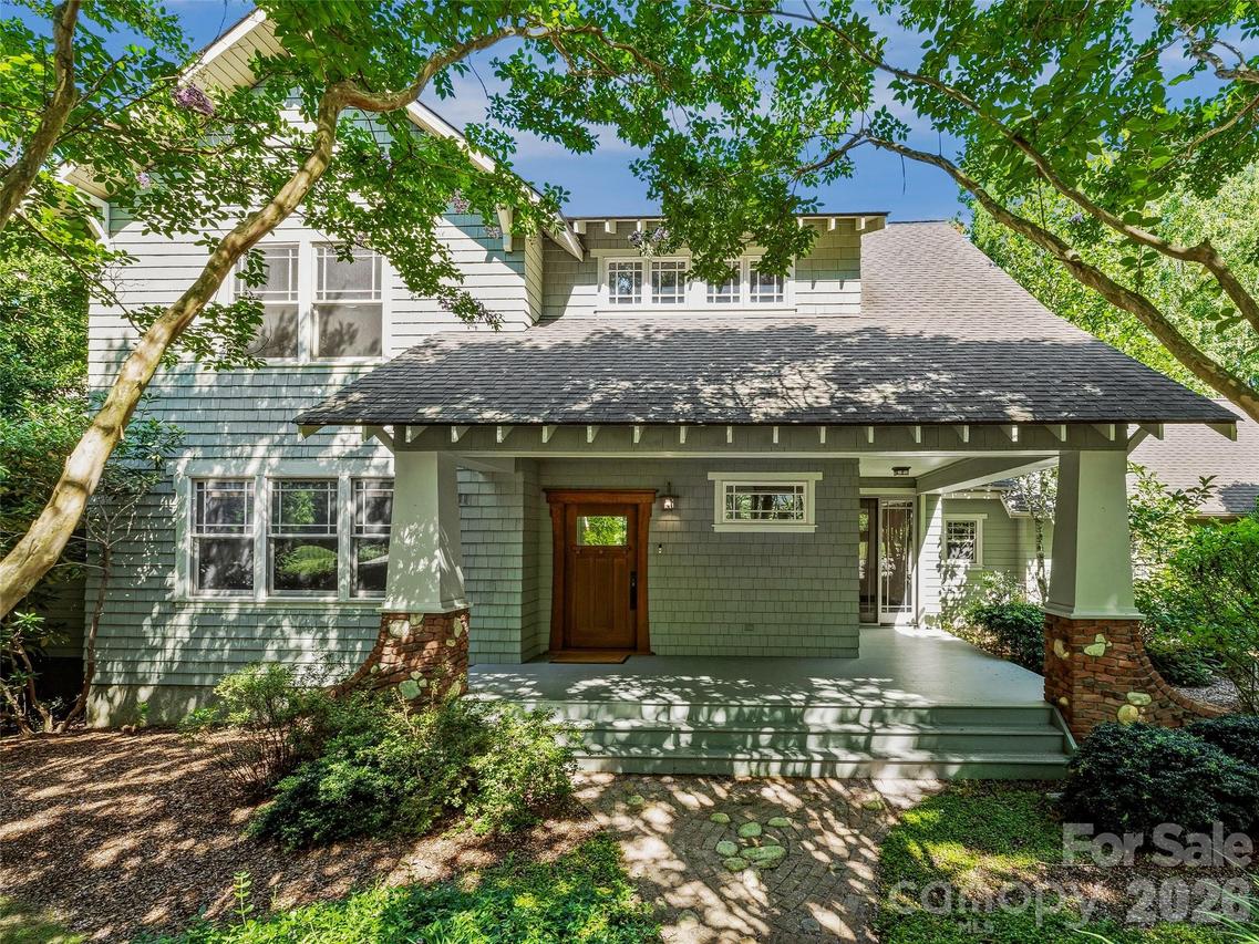 1606 Olmsted Dr., Asheville, NC 28803