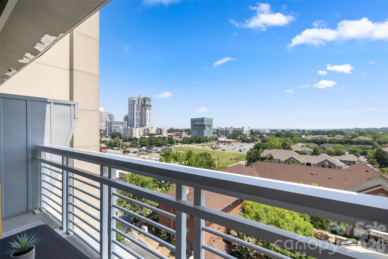 505 E 6th St. #915, Charlotte, NC 28202