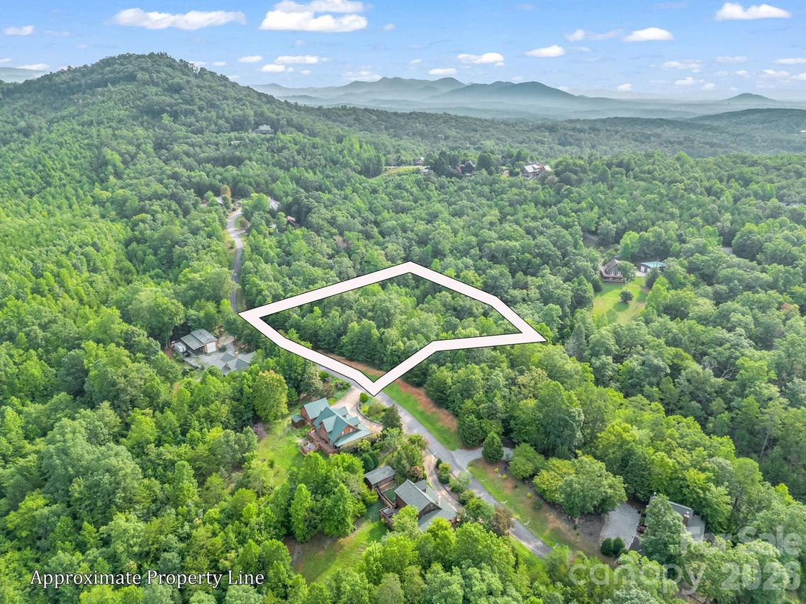 00 Laurel Lakes Pkwy. #44, Lake Lure, NC 28746