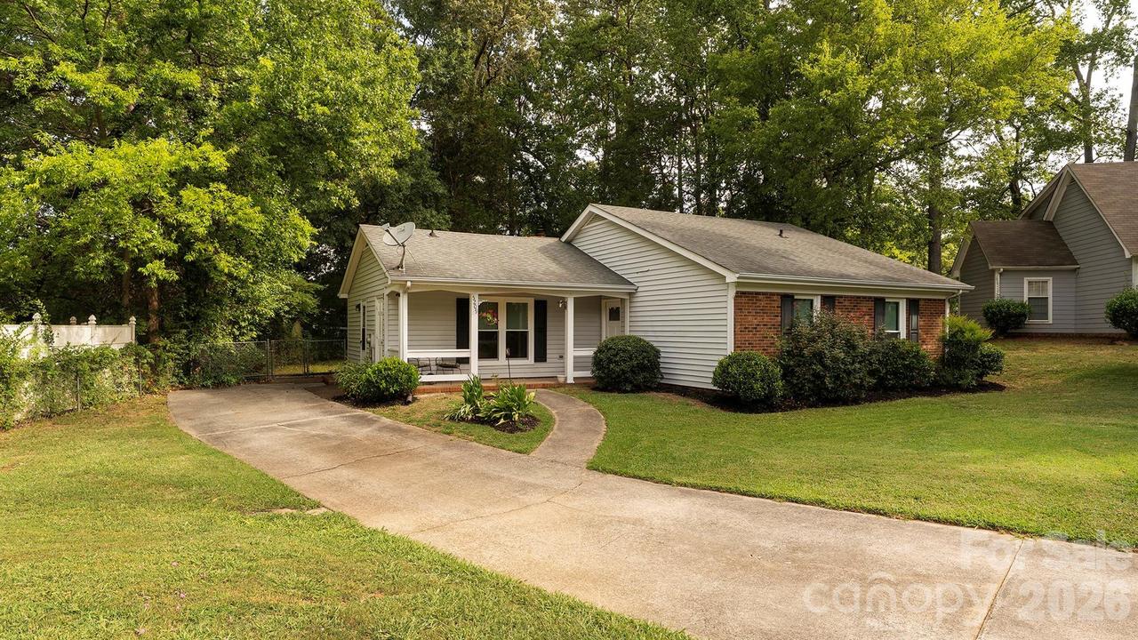 5209 Birchbark Ln., Charlotte, NC 28227