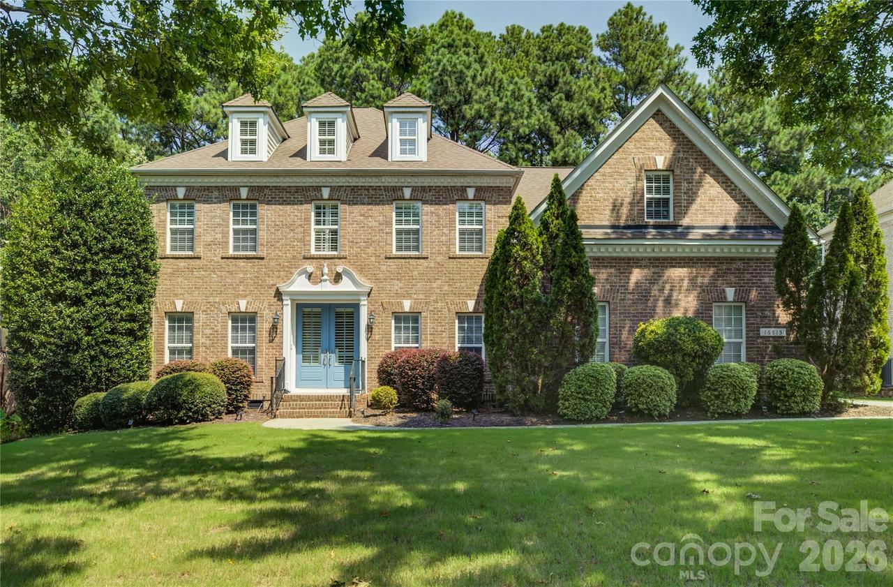16815 Crosshaven Dr., Charlotte, NC 28278