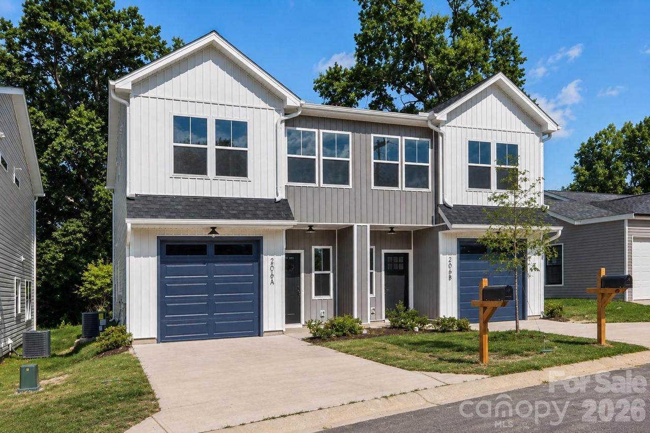 206 W Todd Ln. #A & B, Charlotte, NC 28208