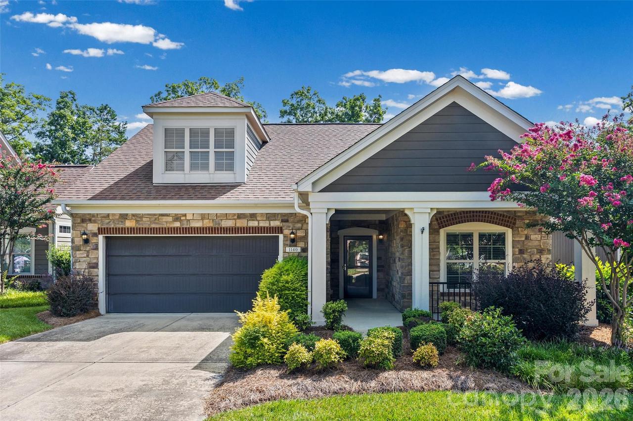 1140 Avalon Pl., Matthews, NC 28104