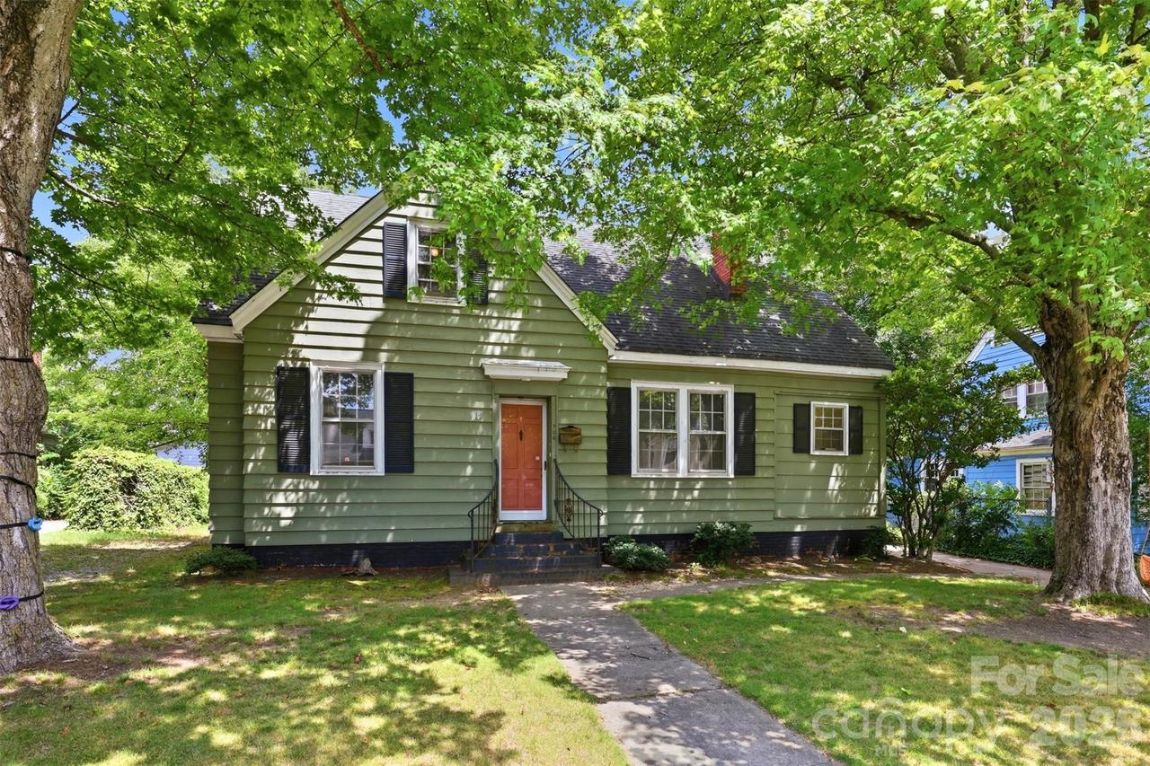 704 N Washington St., Shelby, NC 28150
