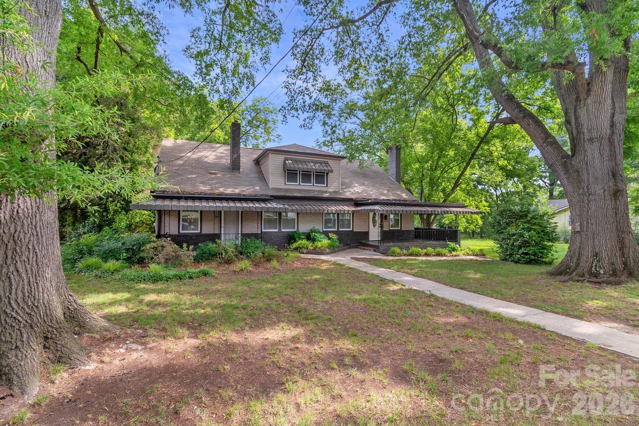 912 Rankin Ave., Gastonia, NC 28052