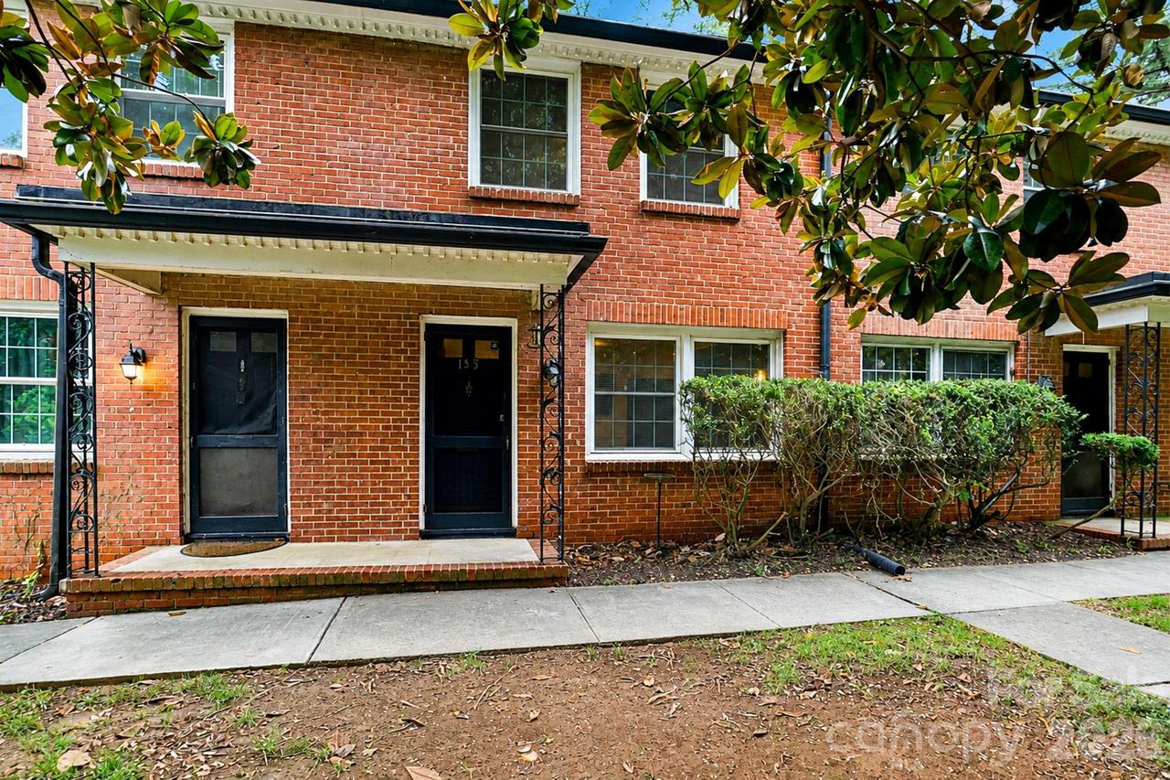 200 N Laurel Ave. #15B, Charlotte, NC 28207