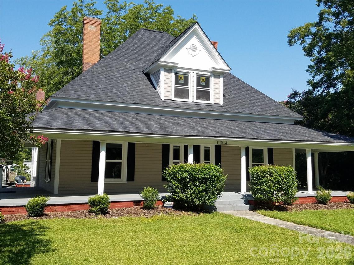 108 S Main St., Wingate, NC 28174