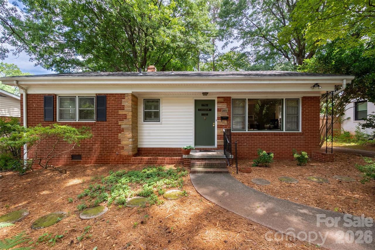 2911 Enfield Rd., Charlotte, NC 28205