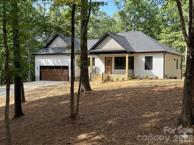 644 Roxboro Dr., Mount Gilead, NC 27306