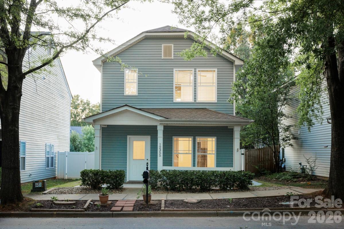 12355 Walden Lea Dr., Huntersville, NC 28078