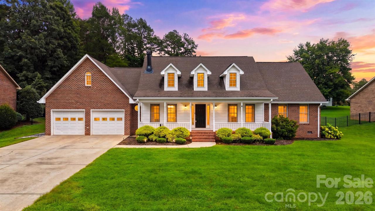 920 Barrington Dr., Lenoir, NC 28645
