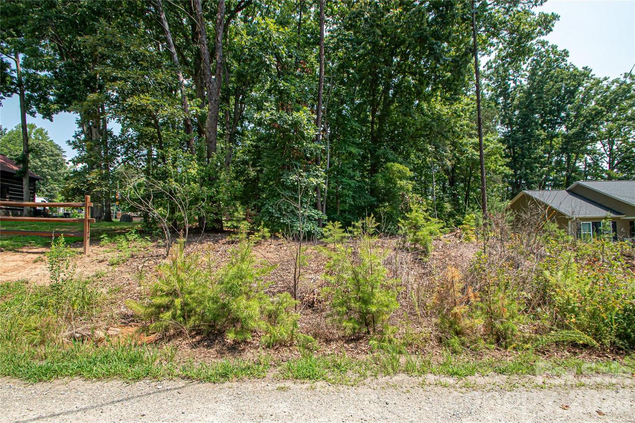 Sarah Dr. #119, Denver, NC 28037