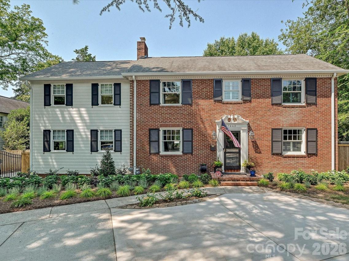1642 Providence Rd., Charlotte, NC 28207