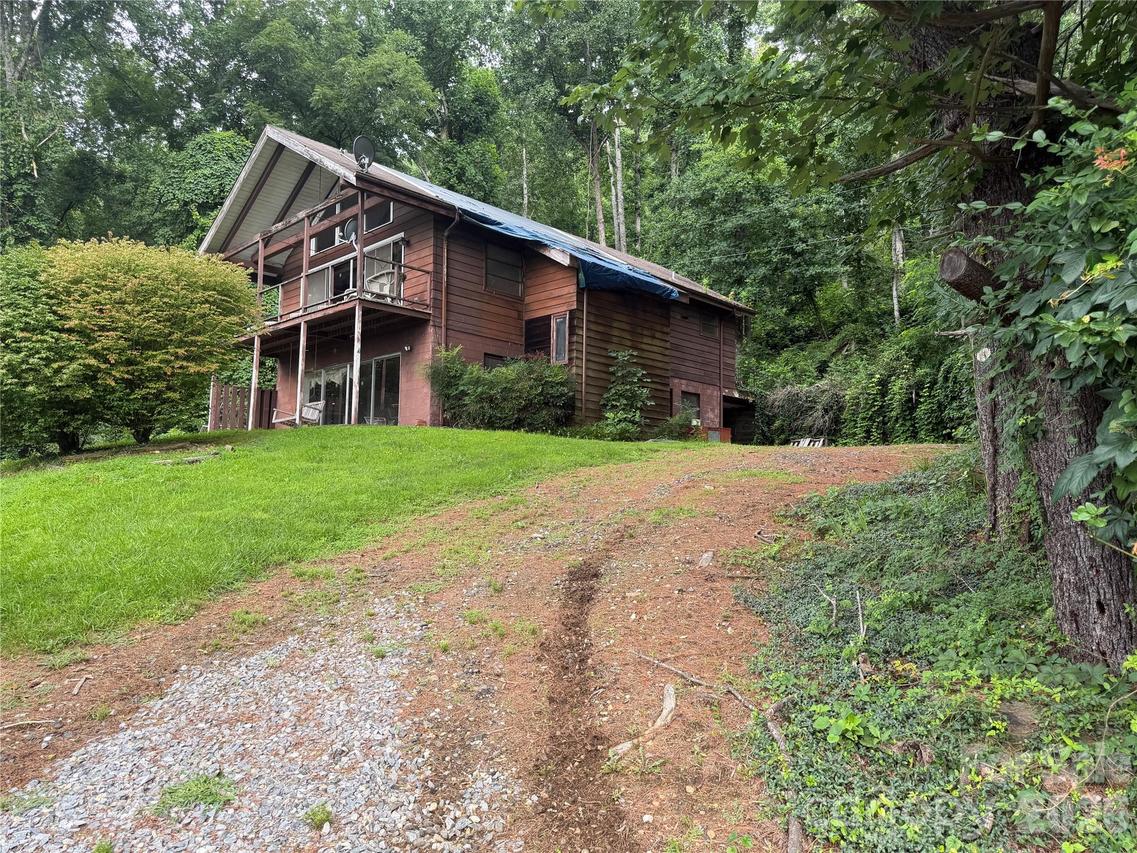 4897 Hwy 226 Hwy., Little Switzerland, NC 28749