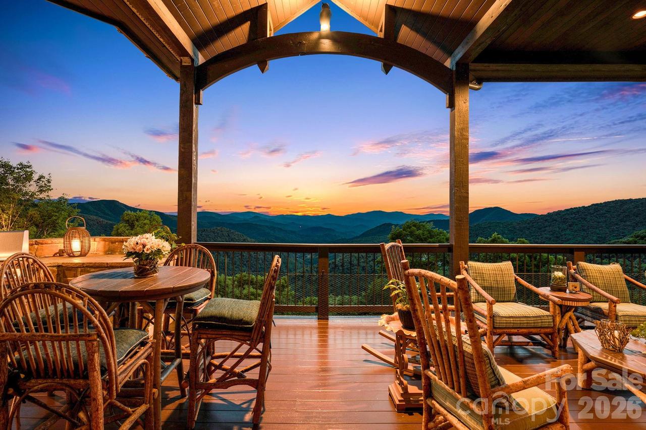 817 Running Cedar Ln. #32, Mars Hill, NC 28754