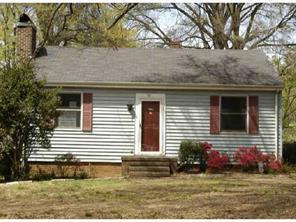 311 N Hoskins Rd., Charlotte, NC 28216