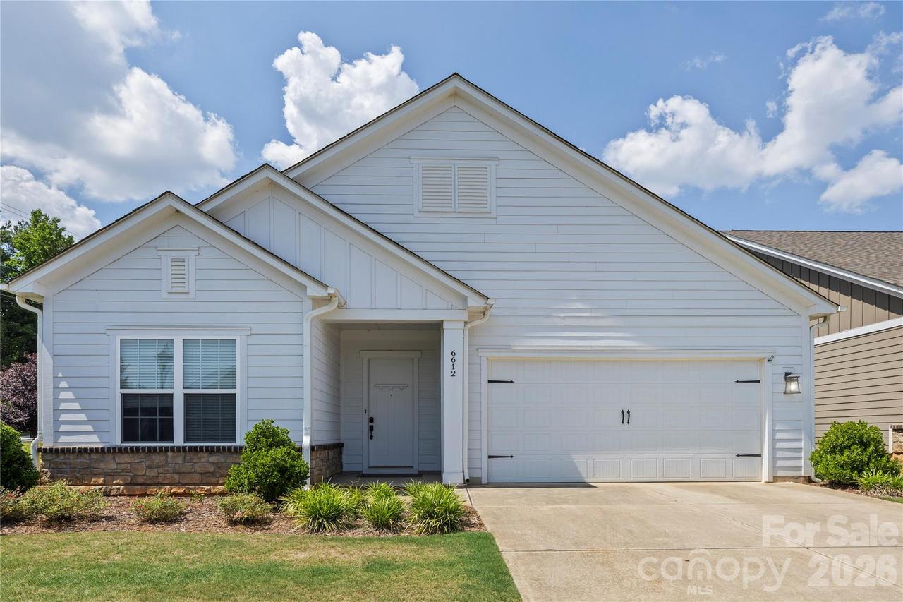 6612 Star Dr., Sherrills Ford, NC 28673