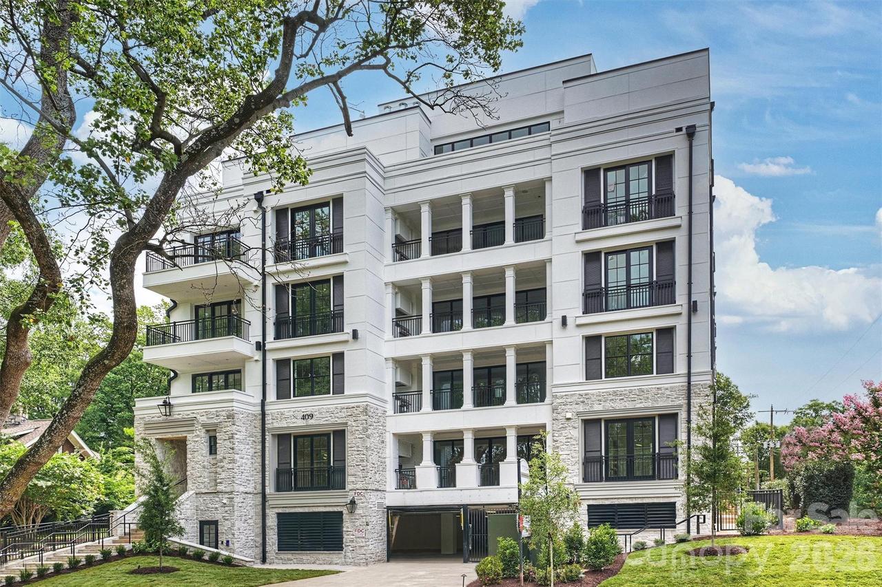 409 Queens Rd. #204, Charlotte, NC 28207