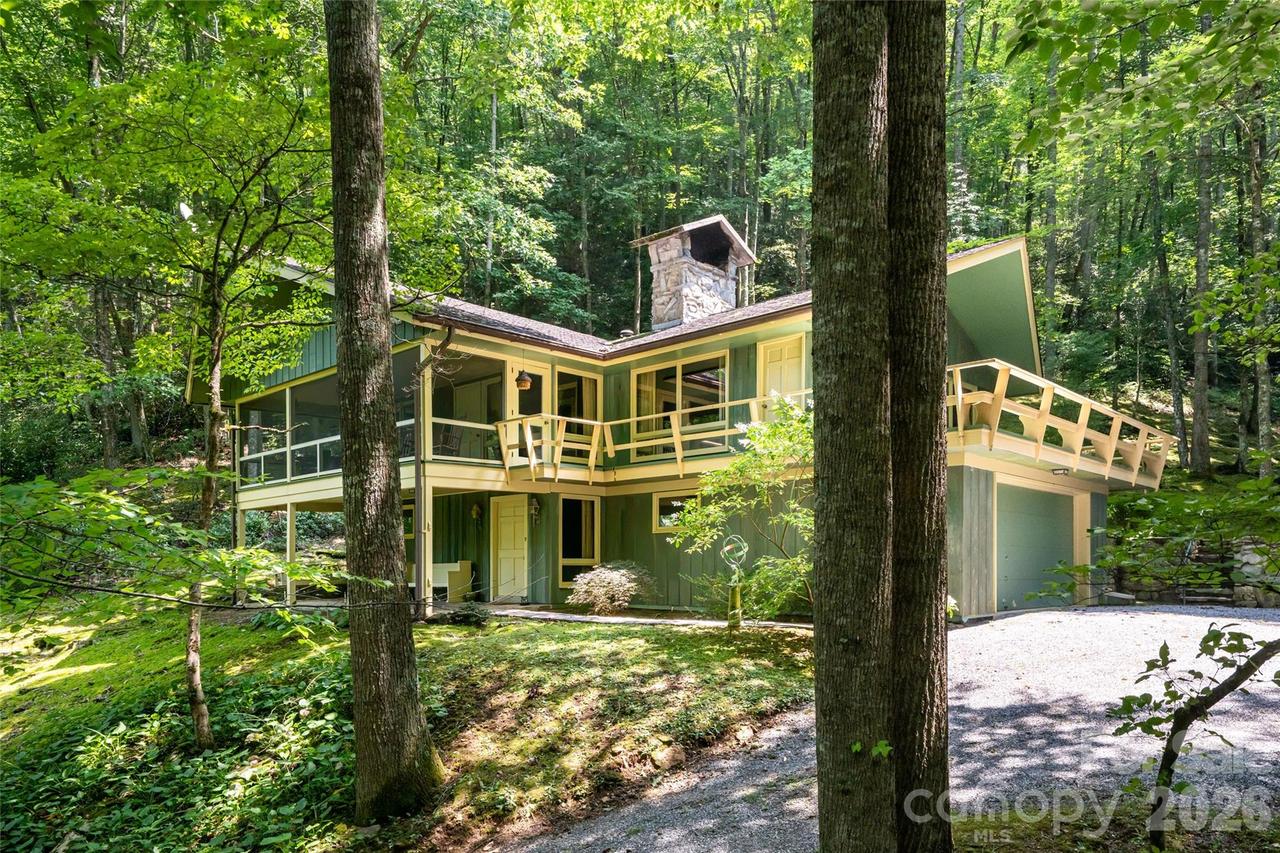 511 Mcclure Creek Rd., Canton, NC 28716