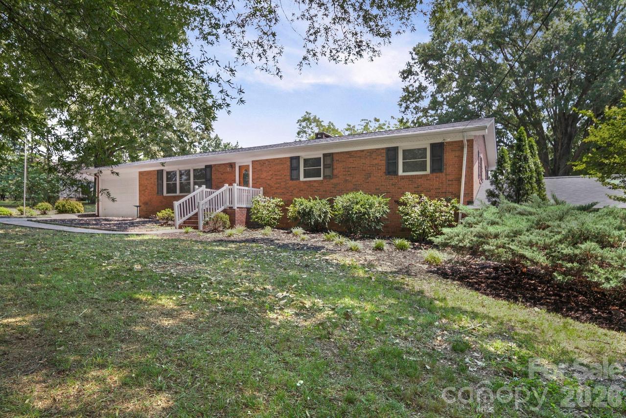 42837 Vickers Store Rd., Albemarle, NC 28001