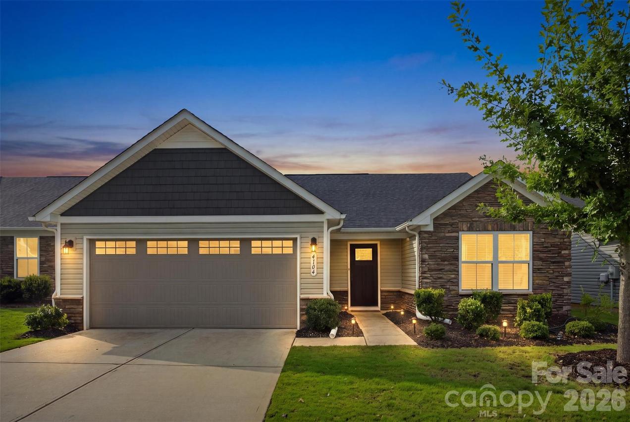 4104 Mackinnon Dr., Charlotte, NC 28214