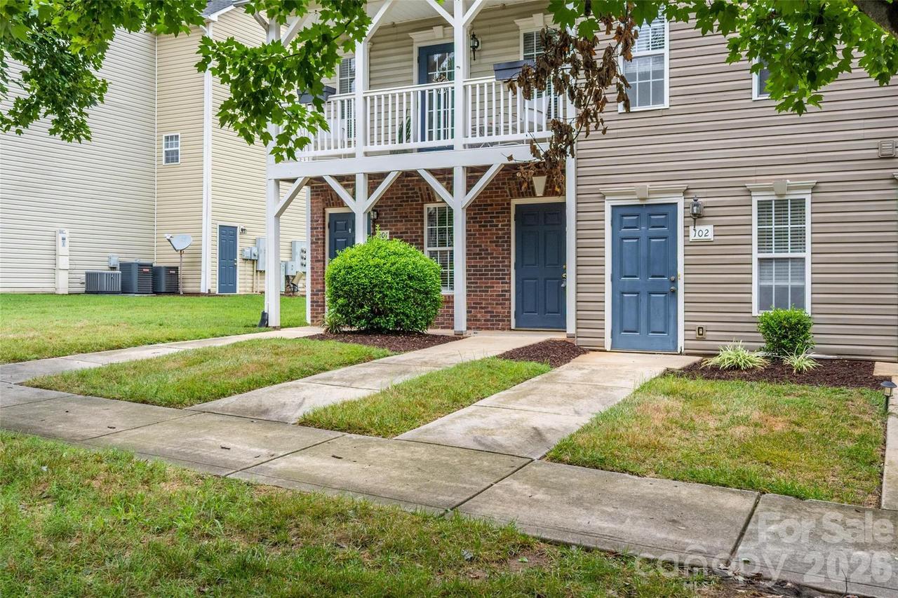 119 Steam Engine Dr. #101, Mooresville, NC 28115
