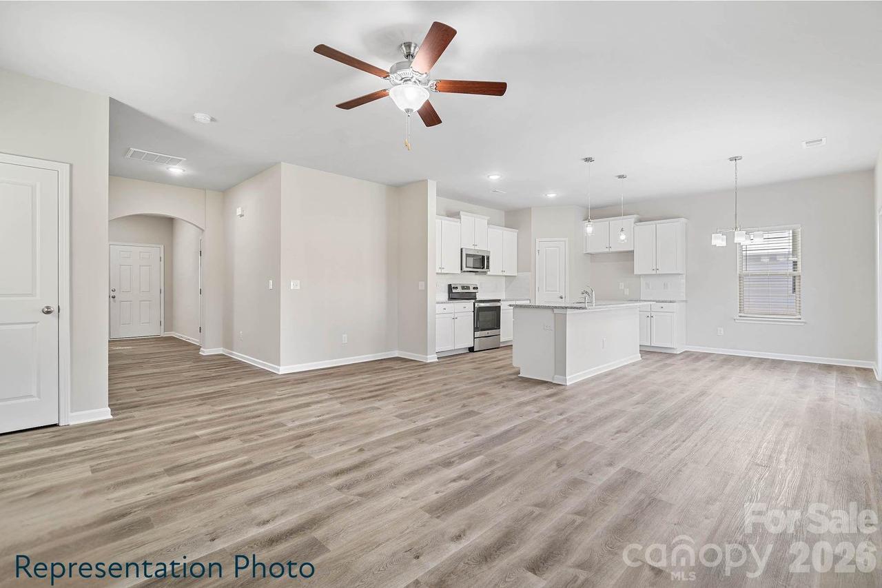 216 Roxanna Ct., Shelby, NC 28152