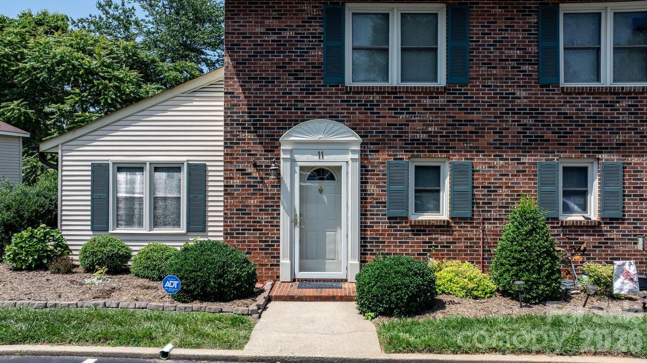 1330 5th St. #11, Hickory, NC 28602