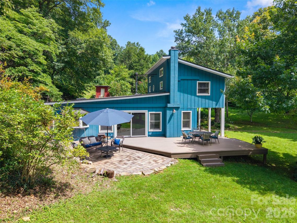 789 Morrow Branch Rd., Leicester, NC 28748